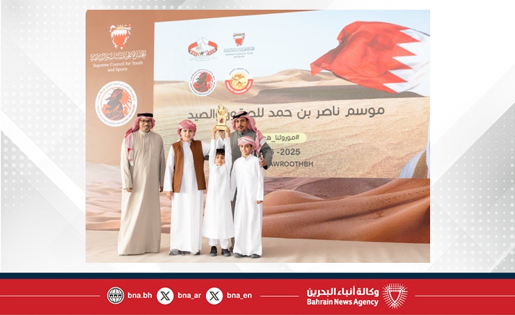 اختتام منافسات الصقور بإقامة أشواط الملاك والصقار الصغير ضمن موسم ناصر بن حمد